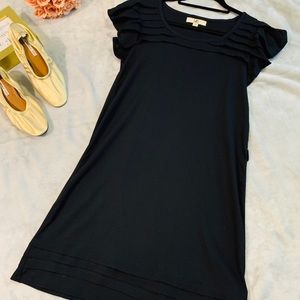 GORGEOUS LITTLE BLACK DRESS